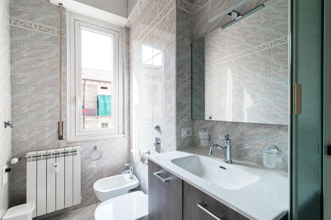 Lovely Suite With Private Parking In Como Exterior photo